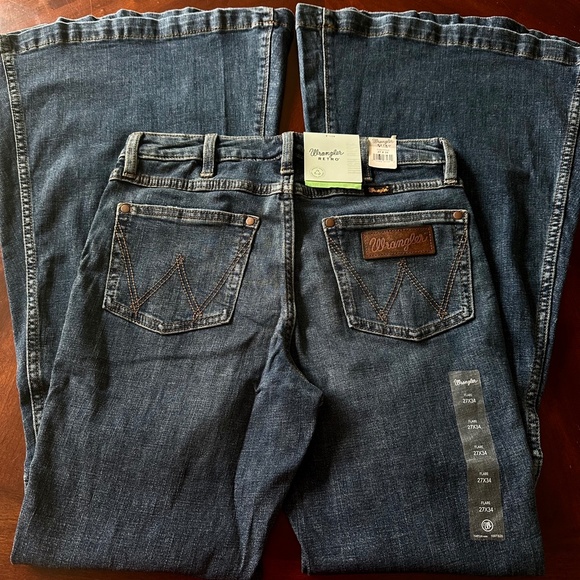 NWT!!!Wrangler Retro High Rise Flare Trumpet Jeans In Jana - Picture 12 of 16